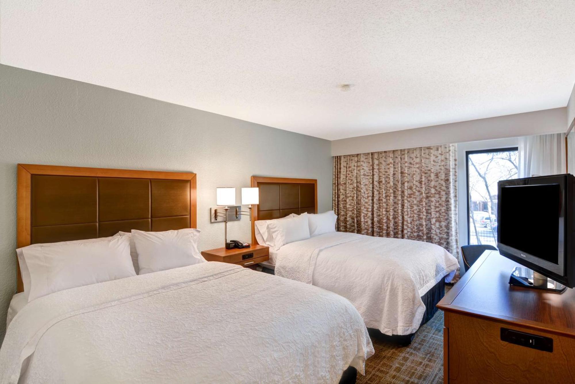 Hampton Inn Memphis Poplar Exteriör bild