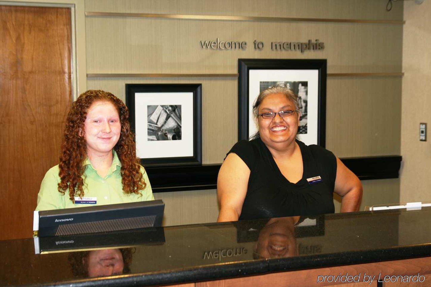 Hampton Inn Memphis Poplar Inreriör bild